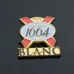 A 1664 badge featuring the word "blanc" prominently displayed in a stylish font.