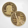 ドナルド・トランプをイメージした金貨で、精巧なディテールと磨き上げられた仕上げが特徴。