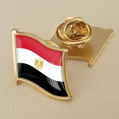 Egyptian flag lapel pin showcasing vibrant colors, ideal for wholesale purchases and patriotic displays.