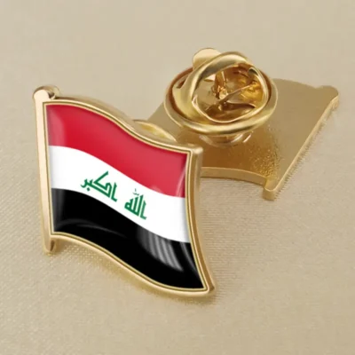 Gold pin featuring the flag of Iraq, ideal for wholesale distribution of Iraqi flag pins.