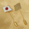 日本国旗のラペルピンは、卸売購入や愛国的なアクセサリーに最適です。