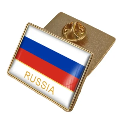 Gold pin featuring the Russian flag, ideal for wholesale distribution of Russian flag accessories.