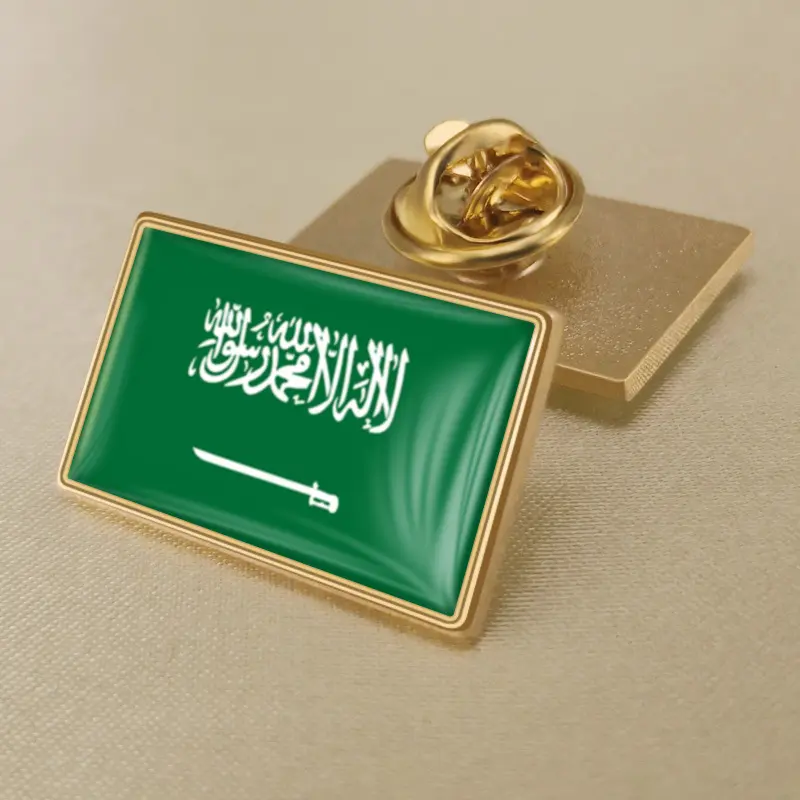 Saudi flag lapel pin showcasing the national colors, ideal for wholesale distribution in Saudi Arabia.