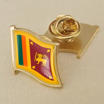 A pin featuring the flag of Sri Lanka, ideal for wholesale distribution and patriotic displays.