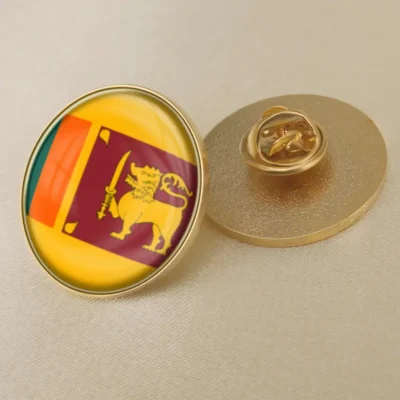 A pin featuring the flag of Sri Lanka, ideal for wholesale distribution and patriotic displays.