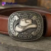 Un elegante cinturón del Oeste con un sombrero vaquero como exclusivo diseño de hebilla.