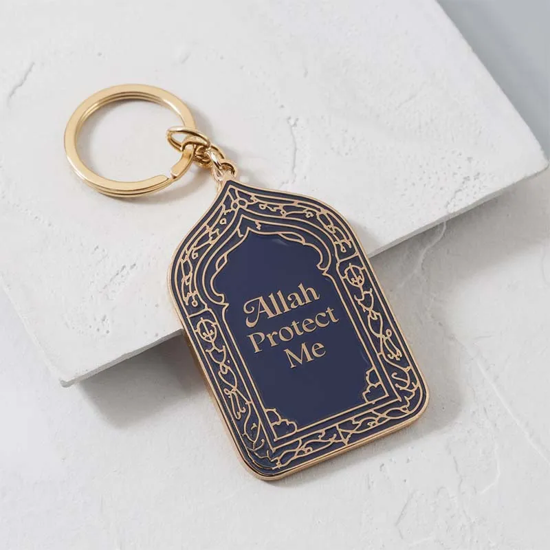 An artistic keychain displaying "Allah protect me" representing appreciation and devotion in a stylish design.