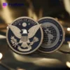Изображение государственной монеты США с печатью Соединенных Штатов, символизирующей лидерство и службу.