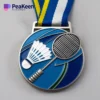 Medaglia di badminton su misura con un design speciale, che celebra i risultati ottenuti nello sport del badminton.