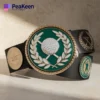 Una cintura per il campionato di golf con una pallina da golf e un distintivo, che simboleggia i risultati ottenuti in questo sport.