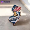 Un pin detallado de Nueva Jersey que destaca el contorno y los símbolos del estado y representa el orgullo y la identidad locales.