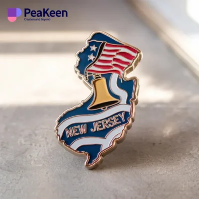 Un pin's détaillé du New Jersey mettant en valeur les contours et les symboles de l'État, représentant la fierté et l'identité locales.